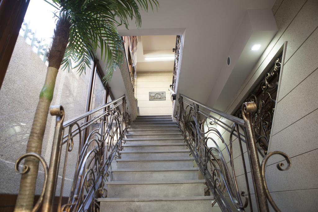 Daniel Boutique Hotel Ереван Екстериор снимка