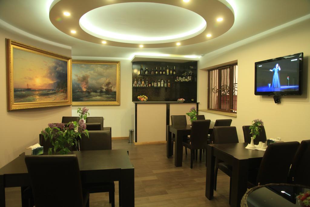 Daniel Boutique Hotel Ереван Екстериор снимка