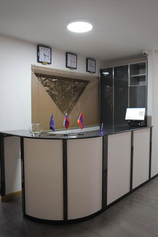 Daniel Boutique Hotel Ереван Екстериор снимка