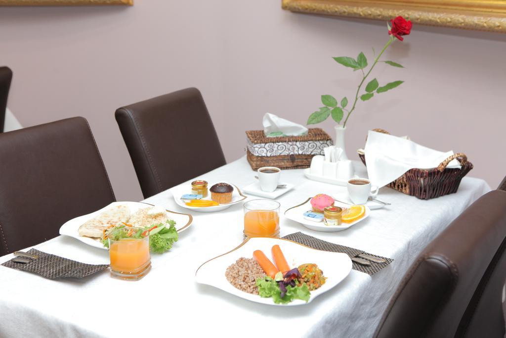 Daniel Boutique Hotel Ереван Екстериор снимка