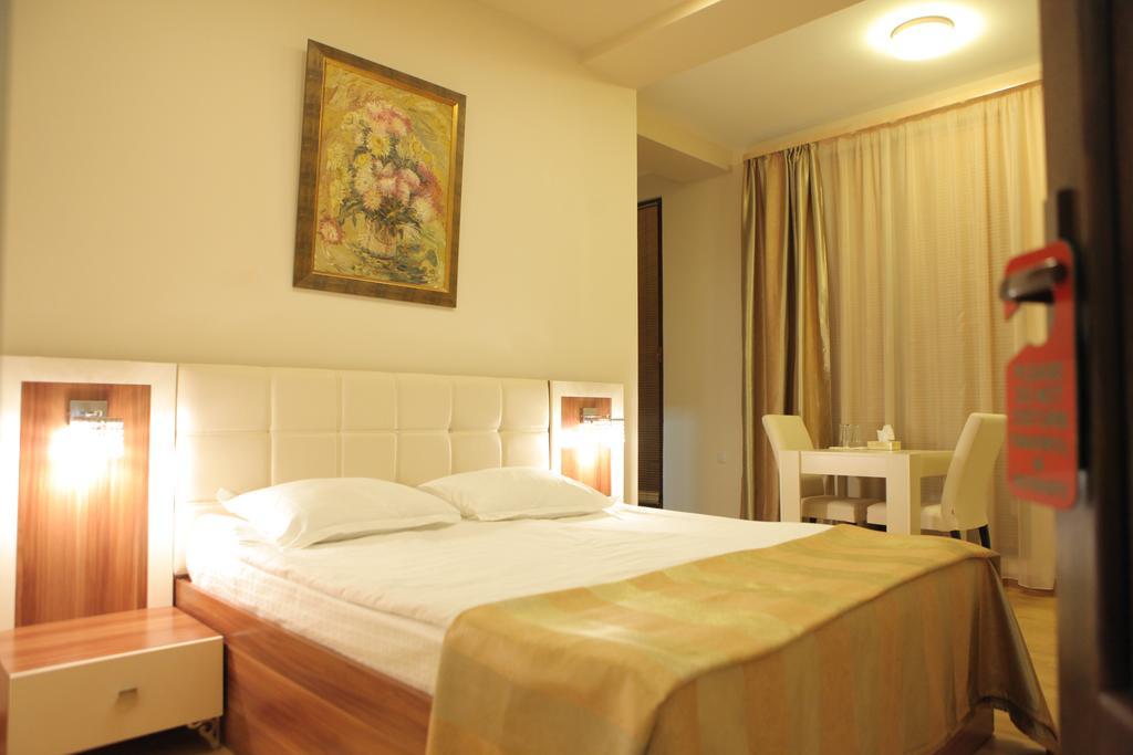 Daniel Boutique Hotel Ереван Екстериор снимка