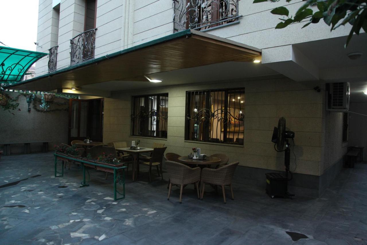 Daniel Boutique Hotel Ереван Екстериор снимка